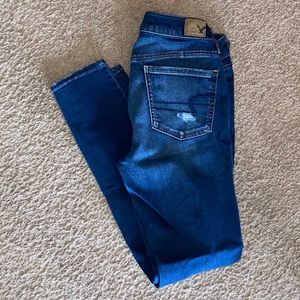 American Eagle Skinny Dark Wash Mid Rise Jeans